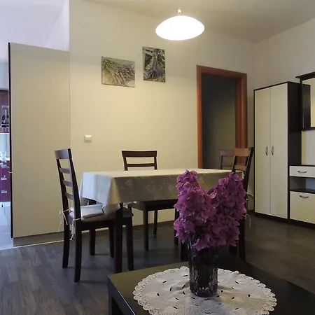 Hodak Apartment